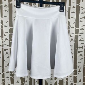 By Johnny White Scuba Fabric Circle Skater Mini Skirt S